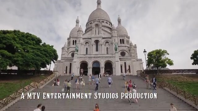 Emily in Paris Season 03 (Epi 04).mp4